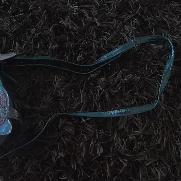 This is a unicorn handbag - Picture 4 of 4